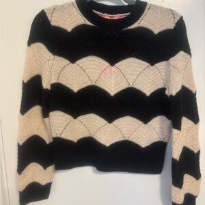 Black and Cream Wave Chevron Sweater